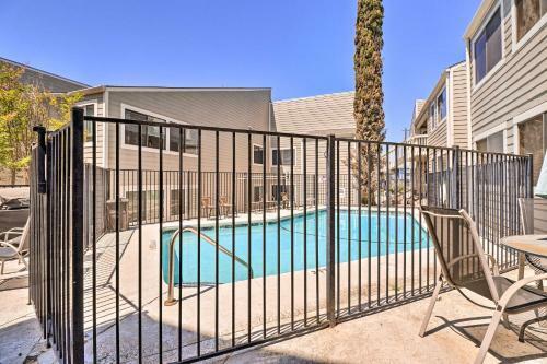 Apartamento Cozy Lago Vista Condo With Wifi And Pool Access!