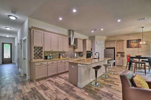 Newly Updated Mansfield Home With Fenced Yard!