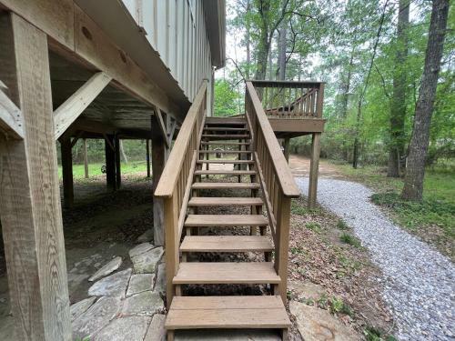 2 Bdrm Treehouse Hideout- Lake Conroe With Boat Ramp