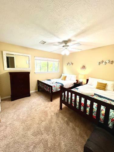 2 Bdrm Treehouse Hideout- Lake Conroe With Boat Ramp