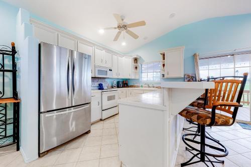 Long Island Village 575 Sand Dollar