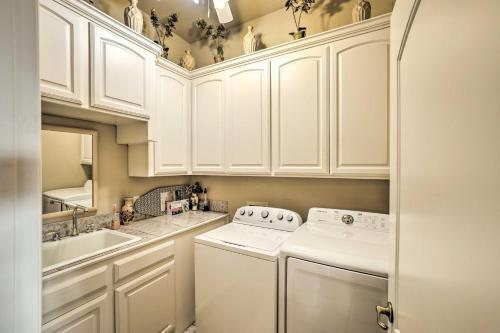 Luxurious River Oaks Home With Expansive Views!