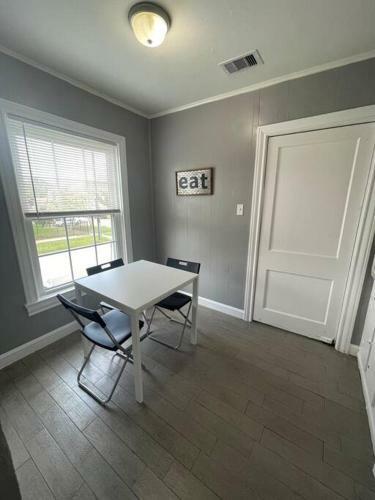 Apartamento 1200 Sf Urban Retreat Fast Wifi