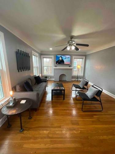 Apartamento 1200 Sf Urban Retreat Fast Wifi