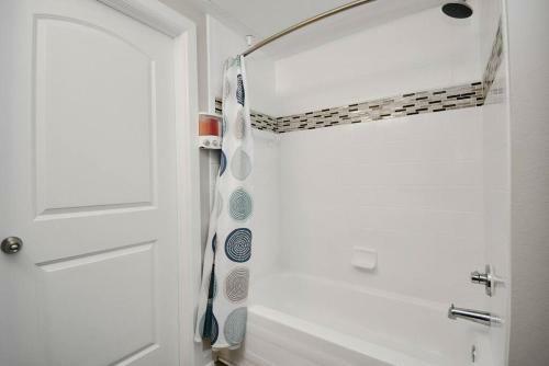 Apartamento Resort Style Suite With Pool & Free Gated Parking