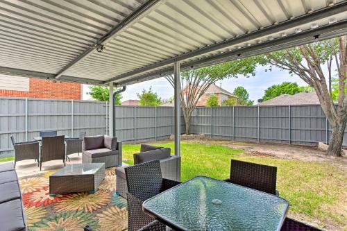 Delightful Rowlett Digs About 4 Mi To Wet Zone!