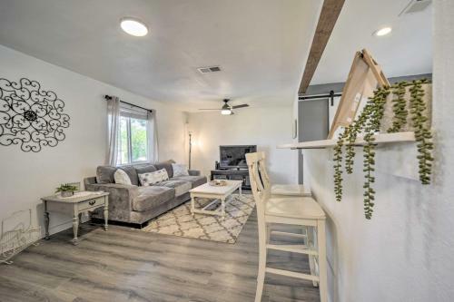 San Marcos Cottage With Large Private Backyard!