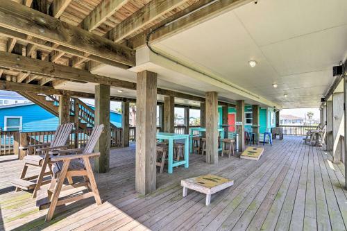 Surfside Beach Home With Views, Steps To Shore!