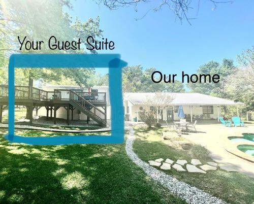 Apartamento Getaway Oasis W/huge Deck + Pool/spa - Lake Conroe