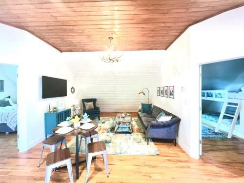 Apartamento Getaway Oasis W/huge Deck + Pool/spa - Lake Conroe