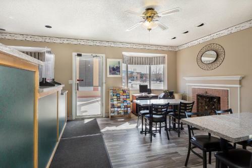 Hotel Bardmoor Suites