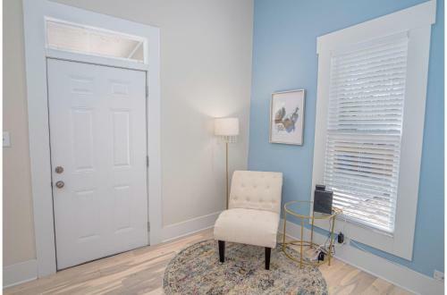 Incredible New 3br2ba Near Downtown