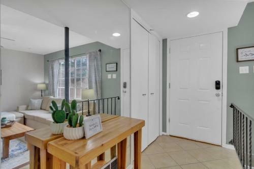Northside Hideaway- Mins To Ut Hospital