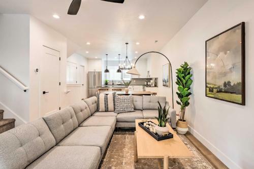 Modern-chic Provo Townhome 1 Mi To Byu Campus