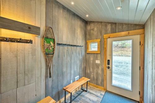 Apartamento Condo With Bike Lockers And Maintenance Access!