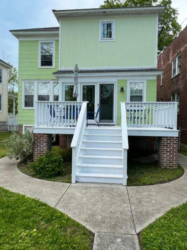 Key Lime Cottage Steps From Cape Charles Beach