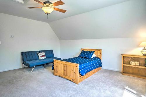 Pet-friendly Retreat Near Lake Anna With Decks!
