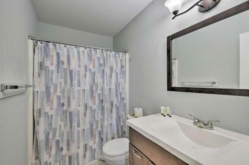 Apartamento Sunny Norfolk Duplex - Walk To Lake And Beach!