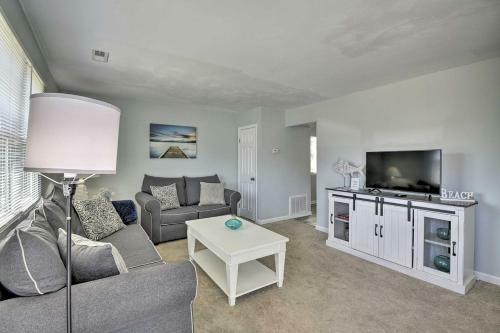 Apartamento Sunny Norfolk Duplex - Walk To Lake And Beach!