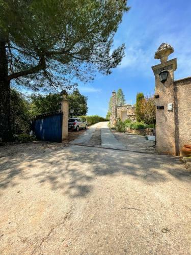 2 Room Apartment With Terrace - Montauroux