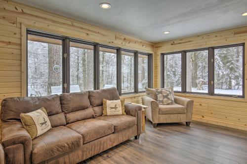 Deerskin Lodge With Boat Dock And Fire Pit!