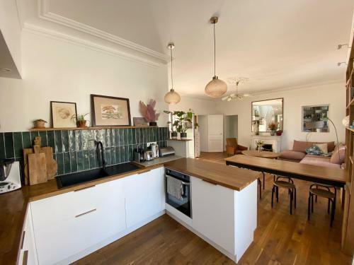 Villa Agr�able Maison Familiale Avec Jardin Arbor�