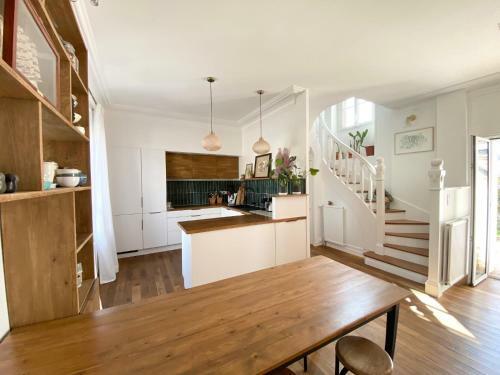 Villa Agr�able Maison Familiale Avec Jardin Arbor�