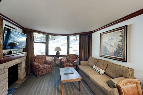 Resort At Squaw Creek's 319