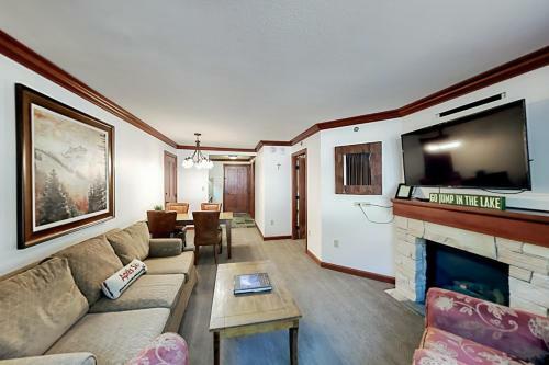 Resort At Squaw Creek's 319