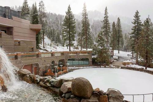 Resort At Squaw Creek's 319