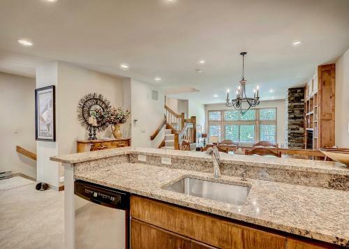 Villa 22 Highlands Townhomes