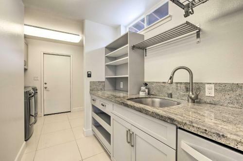 Kapolei Villa With Yard And Golf Course Views!