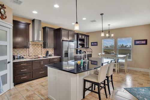 Npi-1522- Island Dream Home