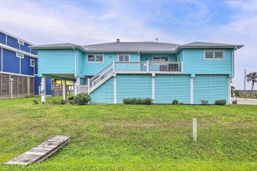 Bright Crystal Beach Home - Next To The Beach