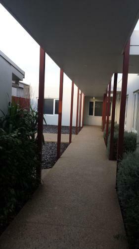 Motel Heyfield Railway Hotel