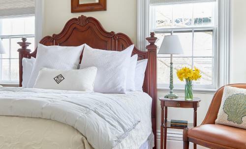 Bed & Breakfast Sherburne Inn