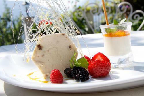 Hotel Alpenrose