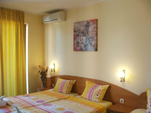 Sunny Paradise Hotel