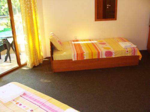 Sunny Paradise Hotel