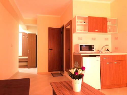 Sunny Paradise Hotel