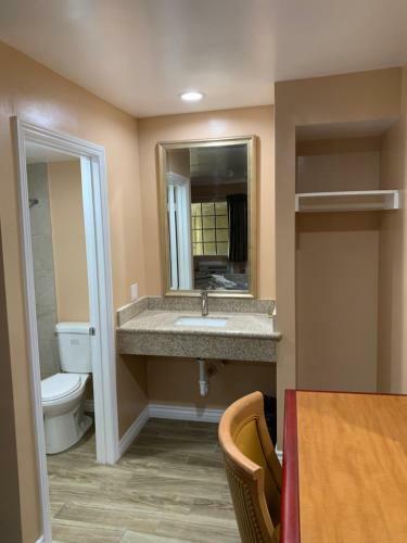Budget Inn Motel