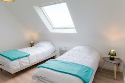 Maison Cosy Avec Piscine Au Coeur De Penmarch