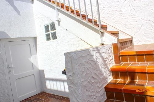 Sublime Maison Avec Terrasse � 2mn Du Port !
