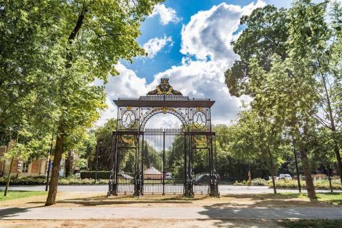 Apartamento Suite Perrier Ch - Reims Centre Ville