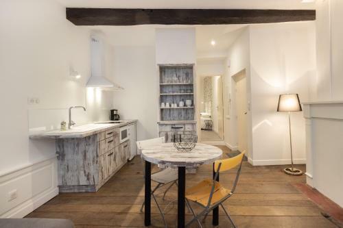Apartamento Appartement R1 T2 Rodez Centre Historique