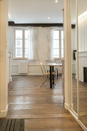 Apartamento Appartement R1 T2 Rodez Centre Historique