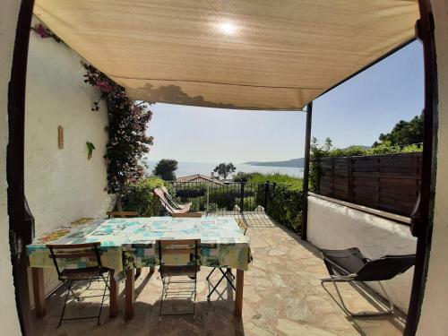 Villa Mitoyenne, 100m Des Plages