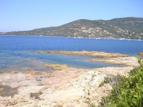 Villa Mitoyenne, 100m Des Plages