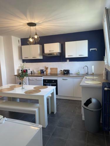 Chambre Avec Espaces Communs � Partager