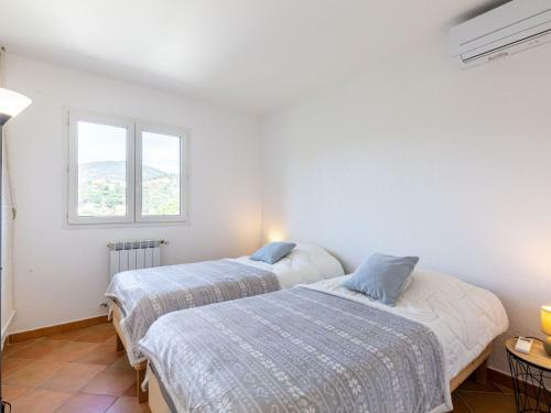 Holiday Home Villa Les 4b